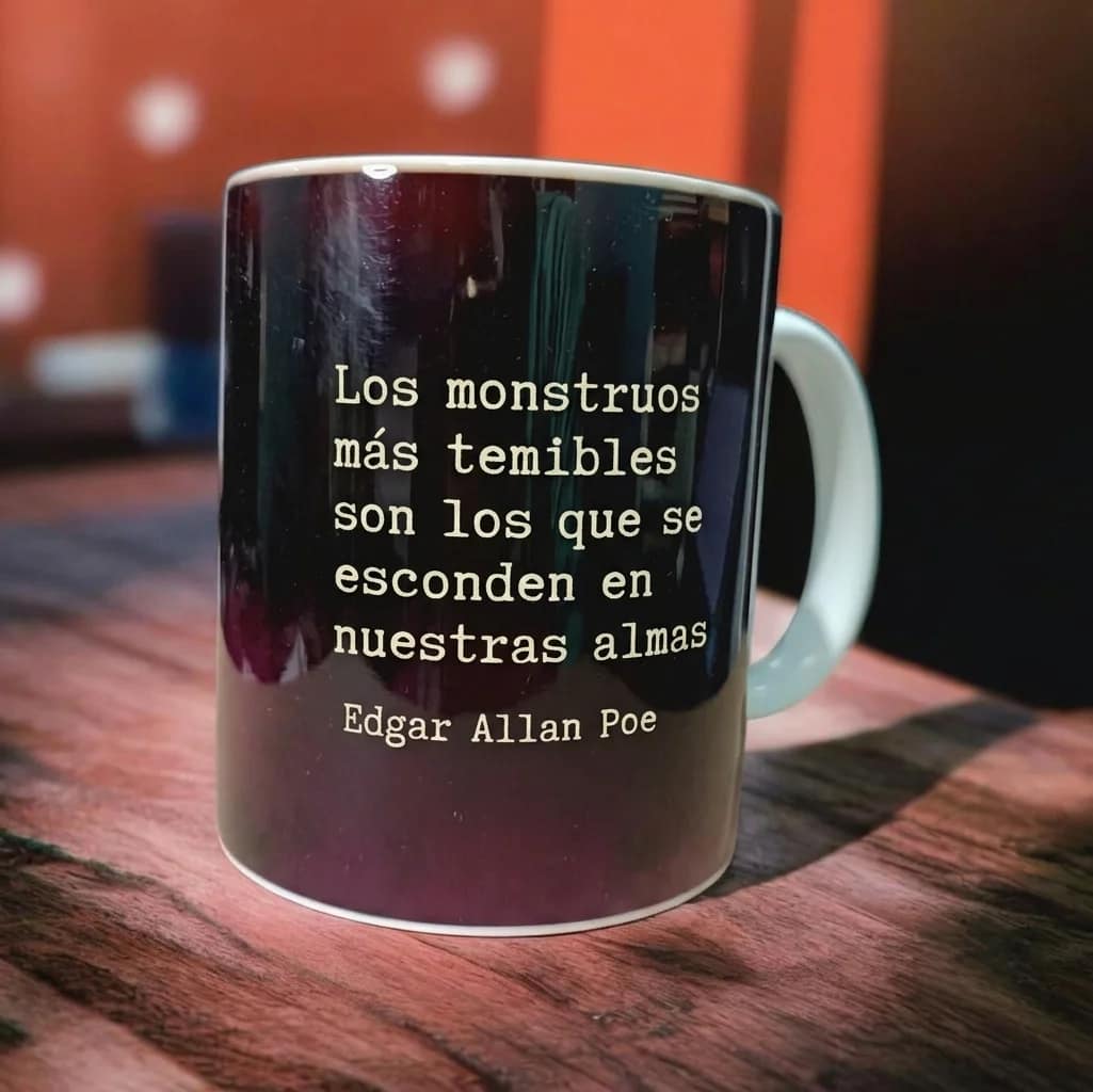 Duo de mug literario Poe + Kafka - Imagen 3