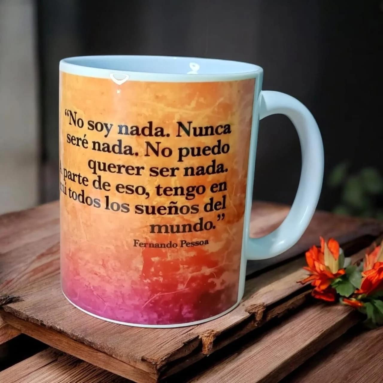 Frase de Pessoa en el mug